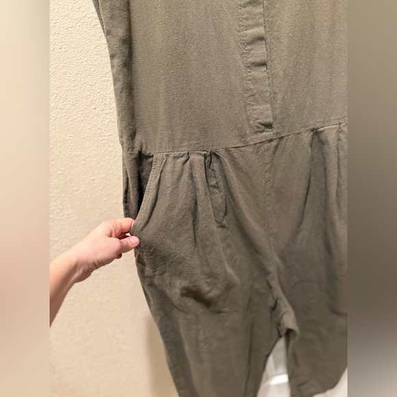 Eileen Fisher Organic Cotton Crepe Olive Slouchy Cropped Jumpsuit , size M - Picture 7 of 11
